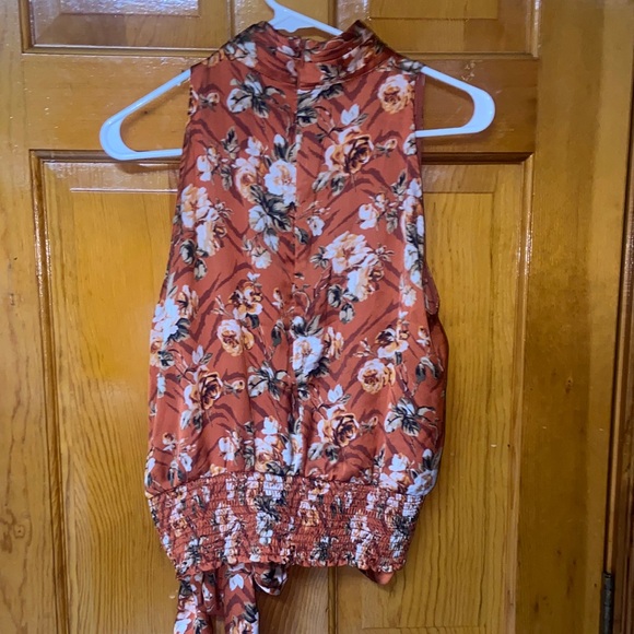 White House Black Market Floral Sleeveless Blouse - Orange - Picture 4 of 8